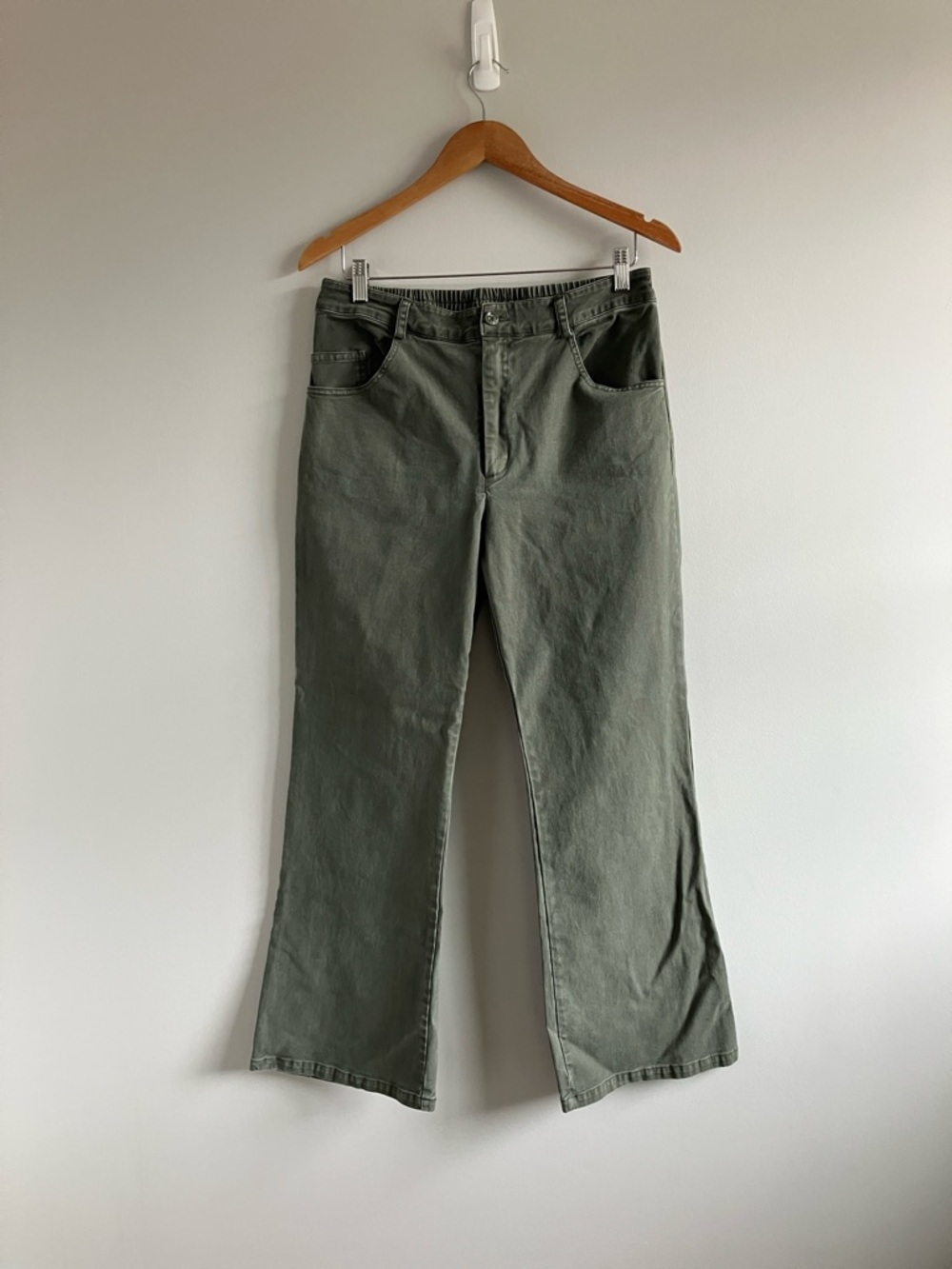 Young Fabulous & Broke Olive Green, Wide-Leg, high waisted Chinos - Picture 2 of 7